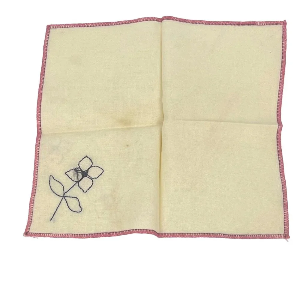 Vintage Set of 4 Linen Cocktail Luncheon Napkins Pink Flower Embroidered